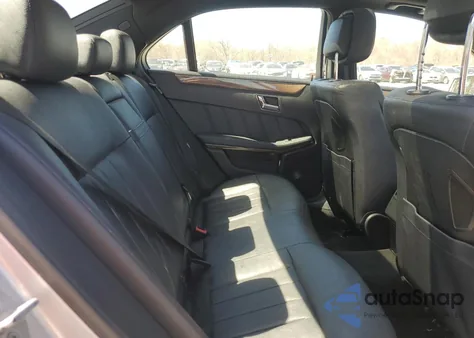 2011 Mercedes-Benz E 550 4Matic z USA, uszkodzony, nr VIN WDDHF9AB6BA507705